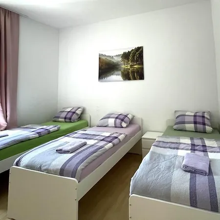 Apartment Gelsenkirchen, 2-zimmer , 6 Person *